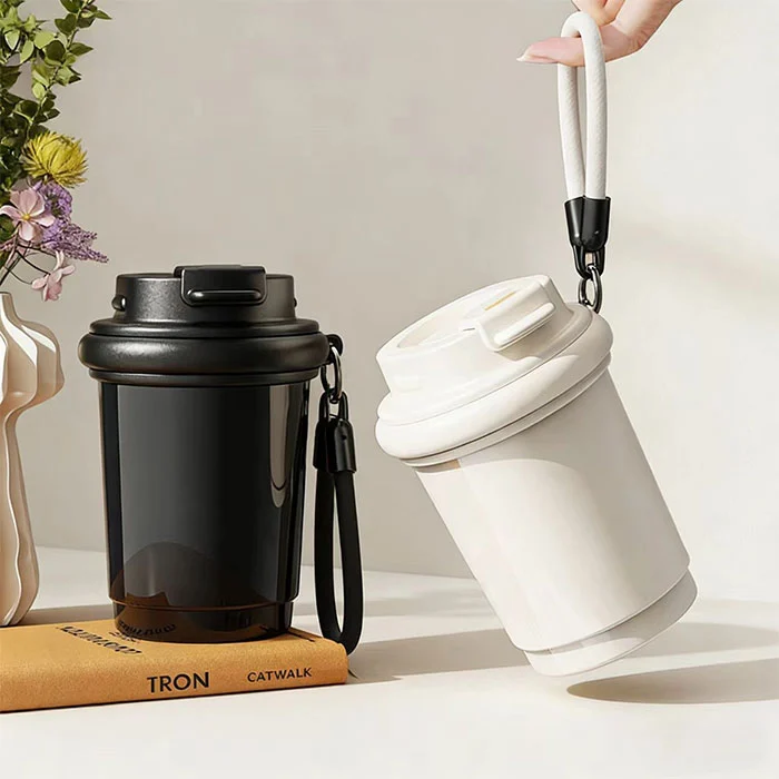 காப்பிடப்பட்ட டம்ளர் குளிர்ச்சியாக இருங்கள்